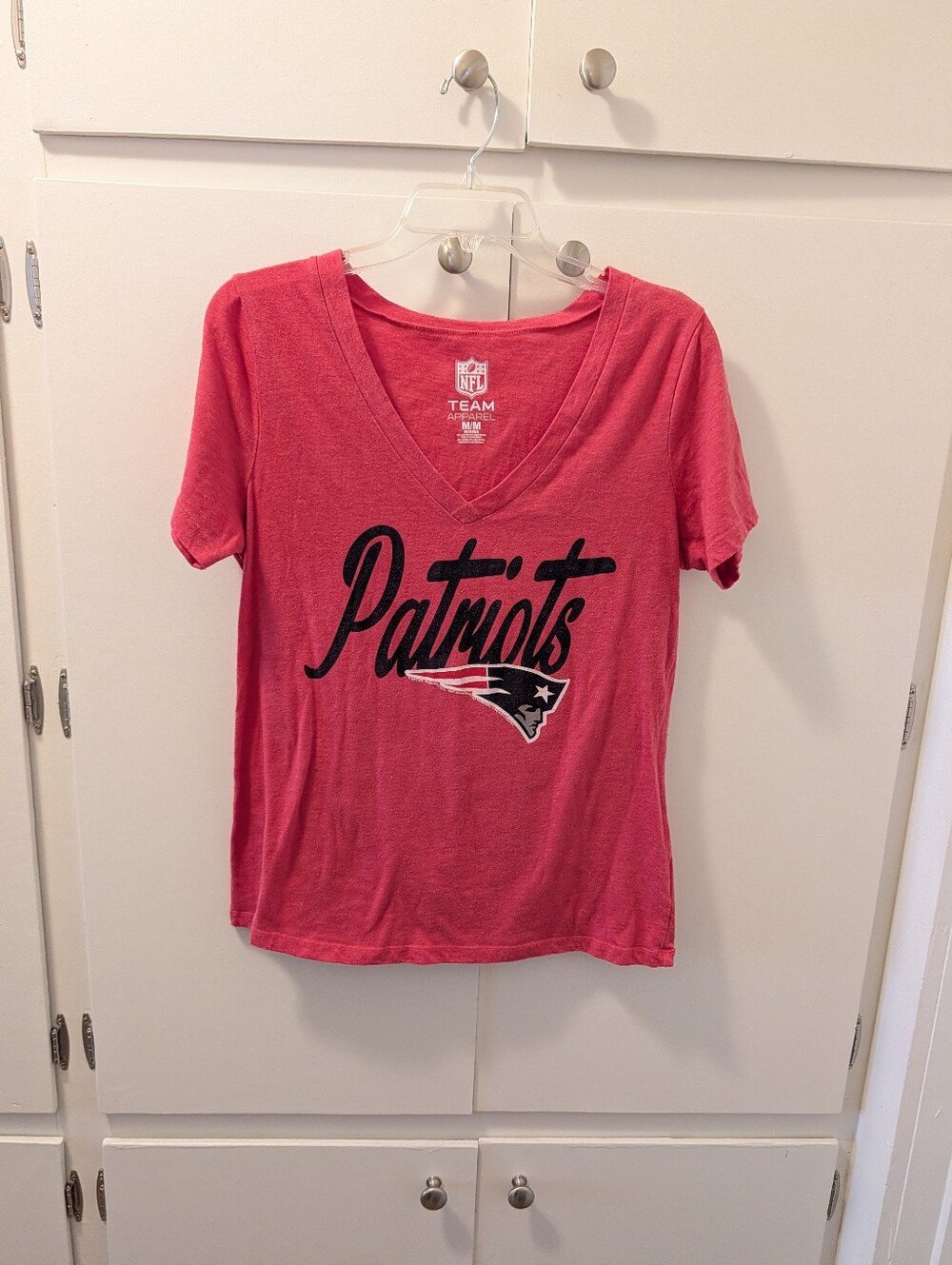 💥4/$20 New England Patriots NFL V-neck Tshirts, Women's Medium